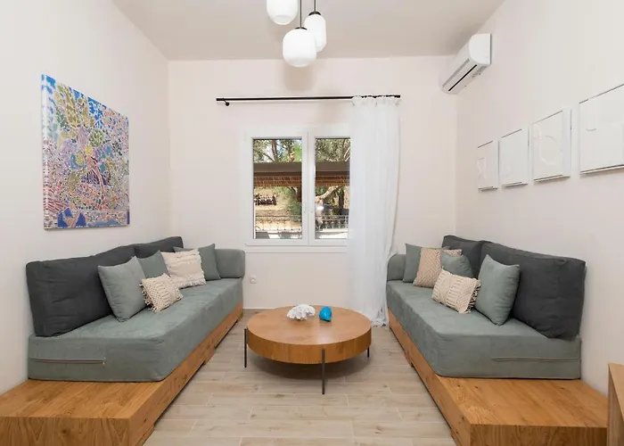 Camara Luxury Appartement Pylos