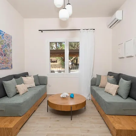 Camara Luxury Apartamento Pylos